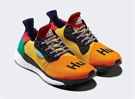 adidas x Pharrell Solar Hu Glide : r/Sneakers 